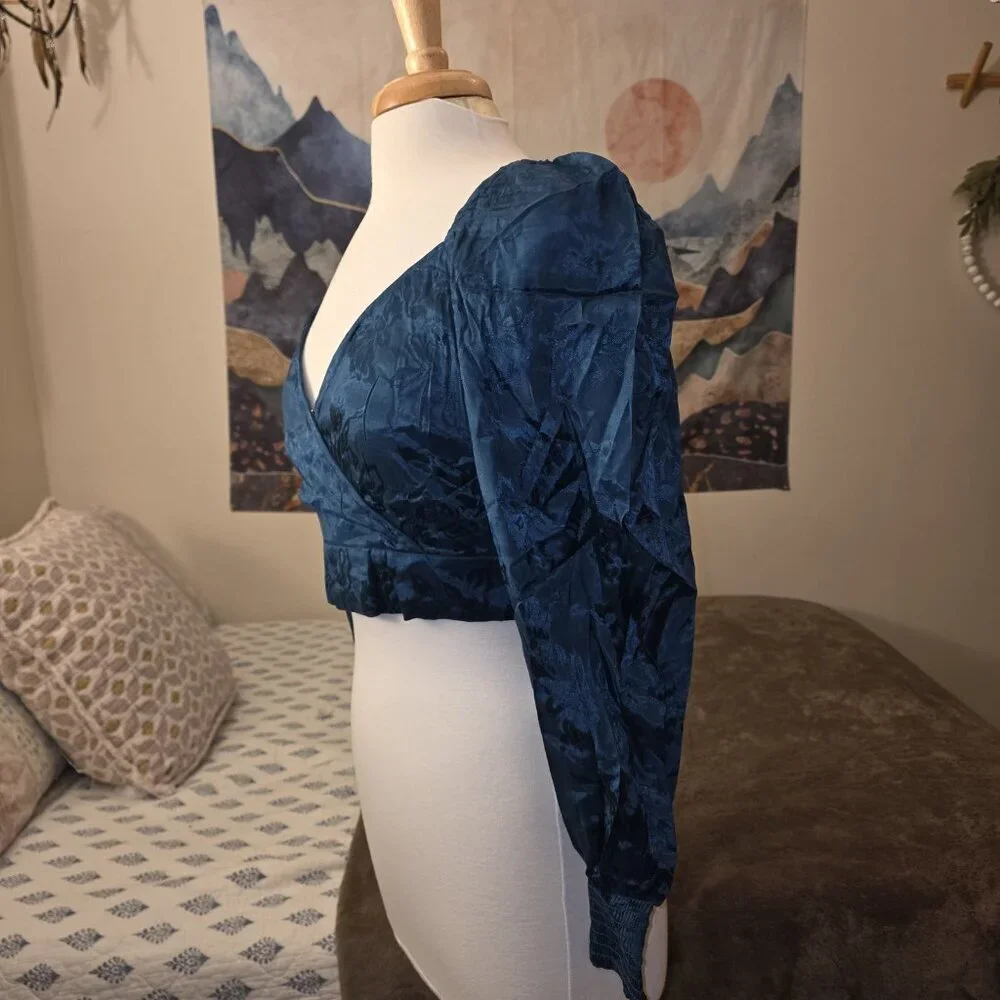 Band Of The Free Camille Wrap Crop Top Boho Teal NWT Medium - Picture 11 of 16